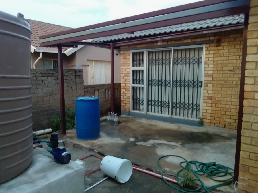 To Let 3 Bedroom Property for Rent in Tlhabane West North West